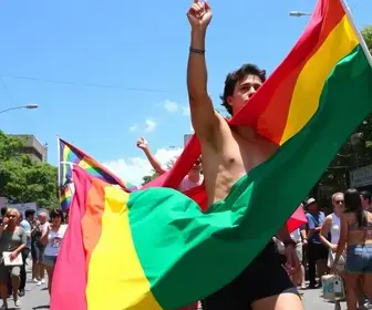 13ª Parada do Orgulho LGBTQIAPN+ de Alagoinhas encerra programação com celebração, diversidade e reafirmação de direitos